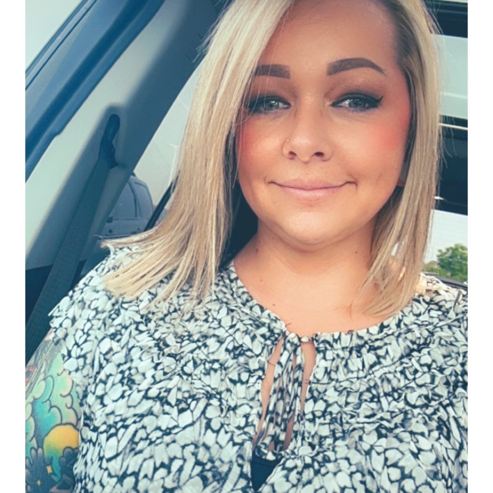 Meet your Posher, Jennifer